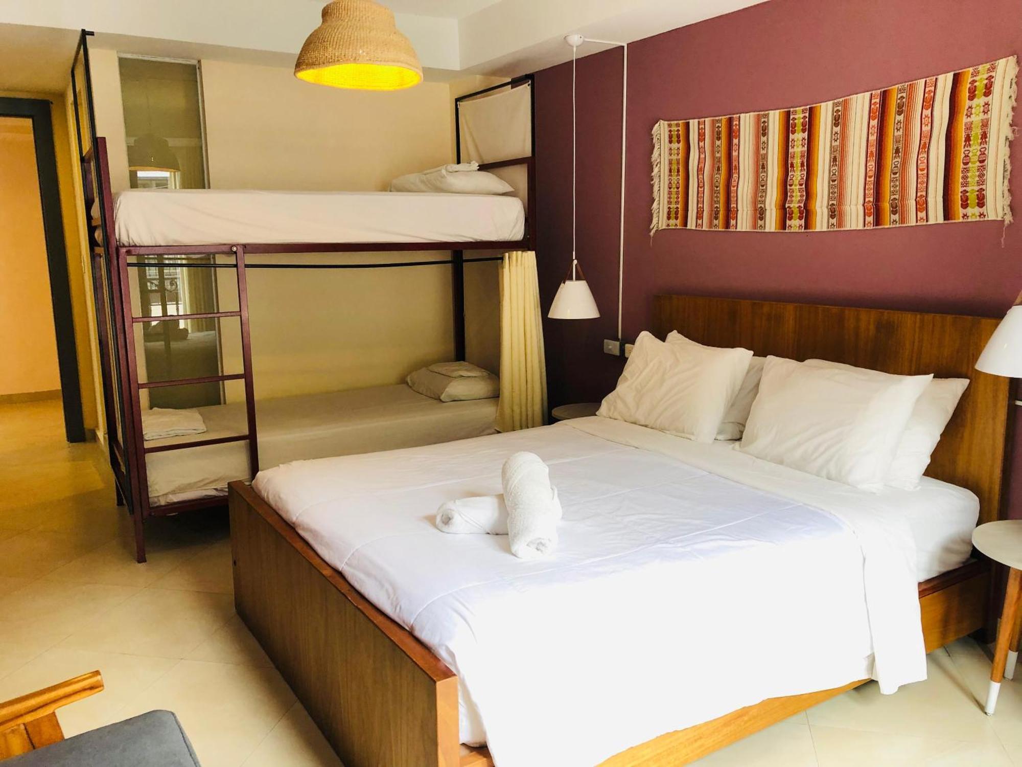 Selina Hotel 3*